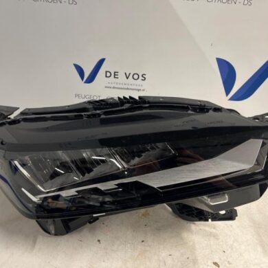 Peugeot 3008 e-3008 Long Range 230 97 kWh Koplamp rechts 2025 9839770080-9662665080