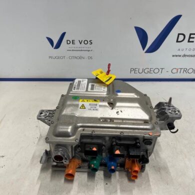 Peugeot 308 1.6 16V HYbrid 180 Inverter 2023 1680953980