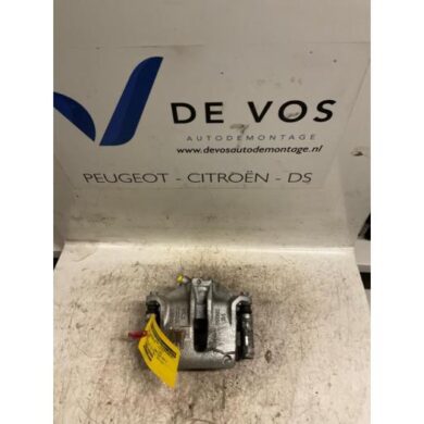 Citroen DS3 1.6 e-HDi Remklauw (Tang) rechts-voor 9HP-9HP9H06 2012 4400R7