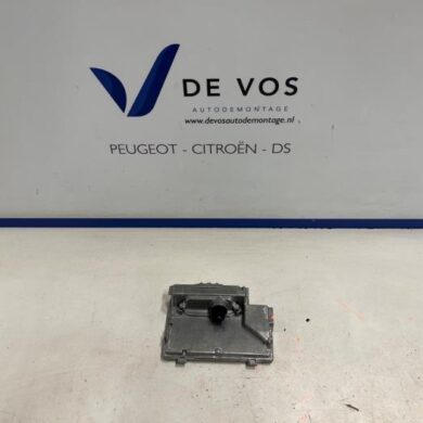 Peugeot 308 1.6 16V HYbrid 180 Front camera 2023 1688992180-9856279080