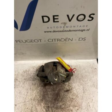 Citroen C8 2.2 HDi 16V Remklauw (Tang) rechts-voor 4HW 2003 4401C7