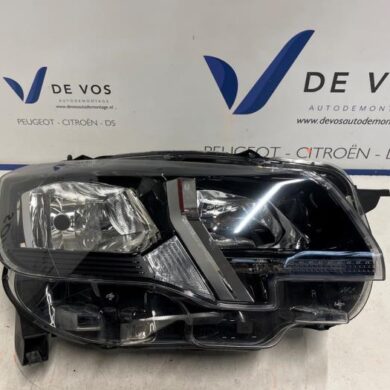 Peugeot Partner  Headlight, left 2023 9816826980