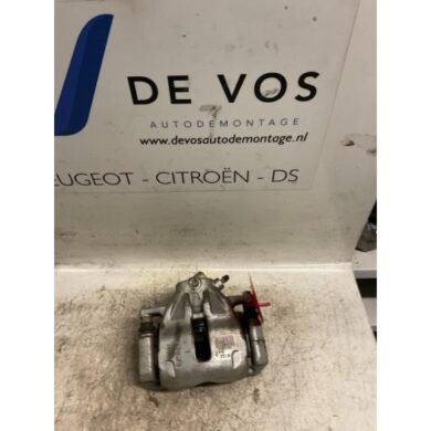 Citroen Pluriel  Remklauw (Tang) links-voor NFU 2005 4401E2