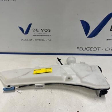 Citroen C4 1.5 Blue HDi 130 16V Front windscreen washer reservoir 2022 9833479180