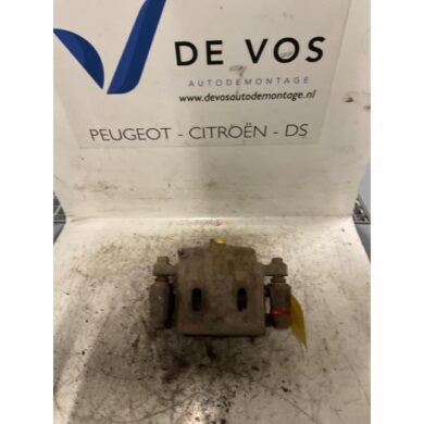 Citroen C-Crosser 2.2 HDiF 16V Front brake calliper, right 4HN 2008 4400V0