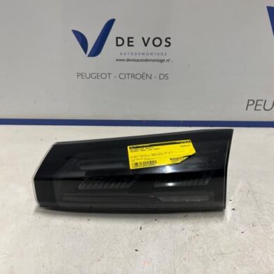 Peugeot 2008  Taillight, right 2024 9850438380
