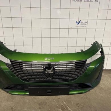 Peugeot 308 1.6 16V HYbrid 180 Front bumper 2023 168197231T