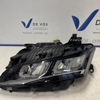 Peugeot 308 1.6 16V HYbrid 180 Headlight, left 2023 9839286380