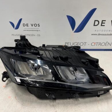 Peugeot 308 1.6 16V HYbrid 180 Headlight, right 2023 9839286180