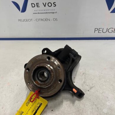 Citroen C3 1.2 12V e-THP PureTech 110 Knuckle, front left 2024 1607557480