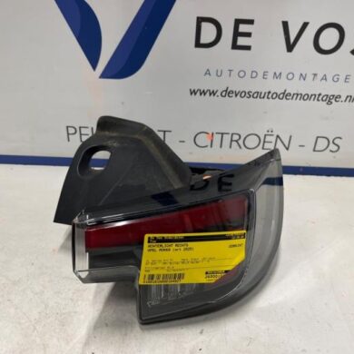 Opel Mokka 1.2 Turbo Hybrid 12V Taillight, right 2025 9861639080