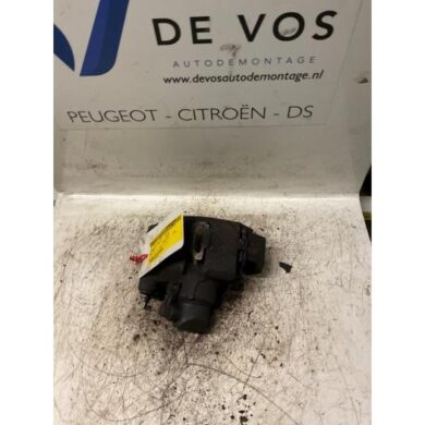 Citroen XM 2.1 TD 12V Remklauw (Tang) links-voor P8A 1992 95659637-441013