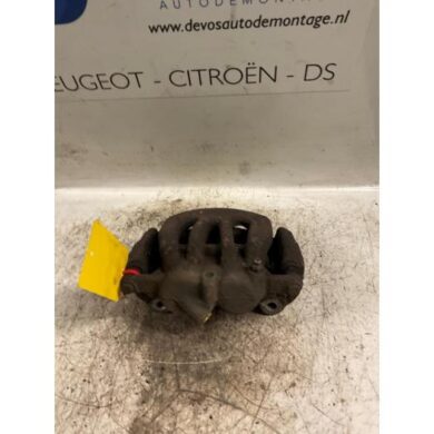 Citroen C8  Remklauw (Tang) rechts-voor 4HS-4HS4H01 2008 4401N5