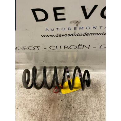 Citroen C4 1.6 Hdi Schroefveer achter 2013 9676886380