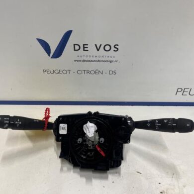 Citroen C4 1.2 Hybrid 145 Steering column stalk 2025 98660175ZD