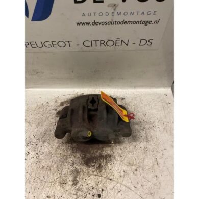 Citroen Jumper 2.8 HDi Remklauw (Tang) rechts-voor 814043-814043S 2003 4401L9