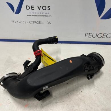 Peugeot 308 1.6 16V HYbrid 180 Turbo hose 5G06 2023 9834735780