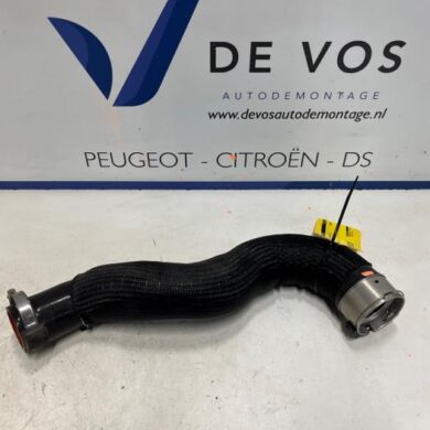 Peugeot 308 1.6 16V HYbrid 180 Turbo hose 5G06 2023 9820115580