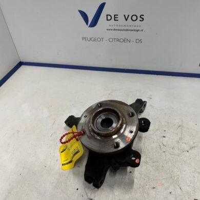 Opel Corsa  Knuckle, front right 2024 9826877980