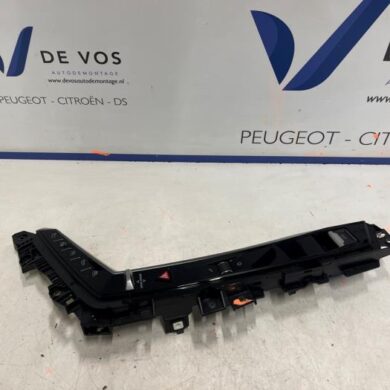 Peugeot 3008 e-3008 Long Range 230 97 kWh Kachel Bedieningspaneel 2025 98473472XL