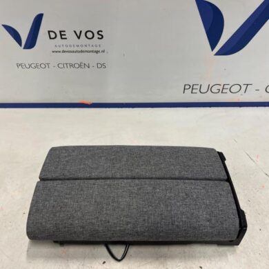 Peugeot 3008 e-3008 Long Range 230 97 kWh Armrest 2025 98472205ZD