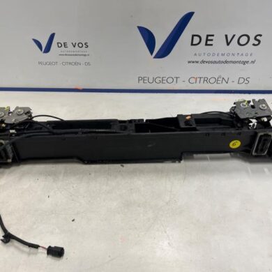 Peugeot 3008 e-3008 Long Range 230 97 kWh Lock plate 2025 9839755580