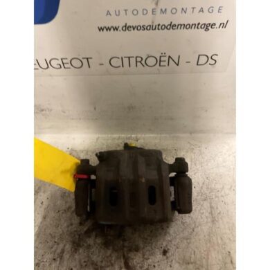 Peugeot 4007 2.2 HDiF 16V Front brake calliper, right 4HN 2007 4400V0