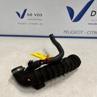 Peugeot 308 1.6 16V THP Autom. Turbo hose 5FT-5F04 2009 1440J8