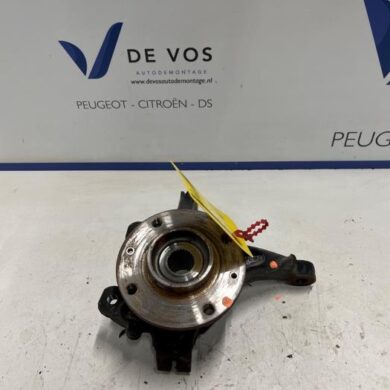 Citroen C4 1.2 Hybrid 145 Knuckle, front left 2025 9826532480