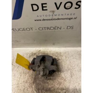 Citroen Nemo 1.4 HDi 70 Remklauw (Tang) links-voor 8HS 2010 4401P6