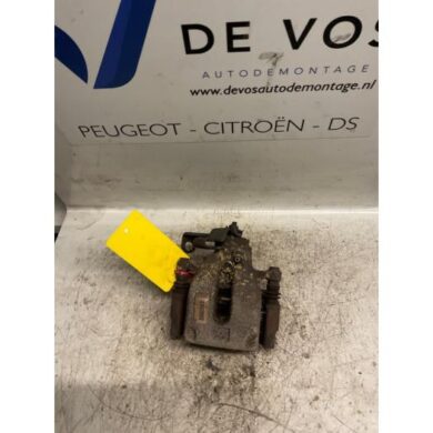 Peugeot 3008 1.6 HDiF 16V Rear brake calliper, right 9HR 2011 4401Q1