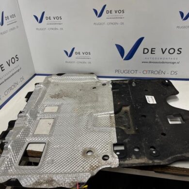Opel Mokka 1.2 Turbo Hybrid 12V Motor Beschermplaat 2025 9824226480-9833490480