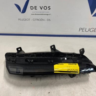 Peugeot 308 1.6 16V HYbrid 180 Daytime running light, left 2023 9835230980