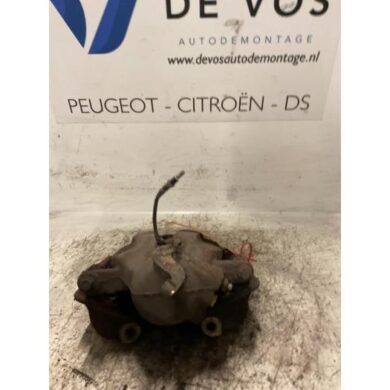 Citroen Jumpy 2.0 HDi 90 Remklauw (Tang) rechts-voor RHX 2006 4401C7