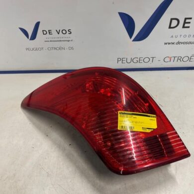 Peugeot 308 1.6 16V THP Autom. Taillight, left 2009 6350FG