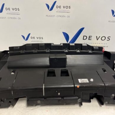 Peugeot Partner  Front panel 2023 9847316280