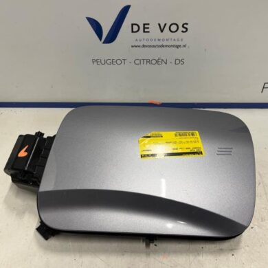 Peugeot 3008 e-3008 Long Range 230 97 kWh Tank cap cover 2025 9843727080-9839937180