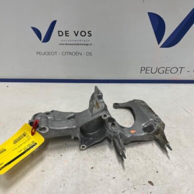Opel Mokka 1.2 Turbo Hybrid 12V Air conditioning bracket 2025 9852550580