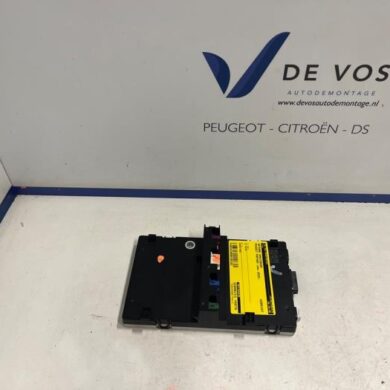 Peugeot Partner 1.2 PureTech 130 Antenne Versterker 2025 9841940480-9866874880