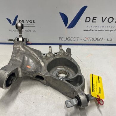 Peugeot 3008 e-3008 Long Range 230 97 kWh Rear wishbone, right 2025 9859381380