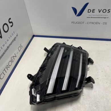 Peugeot 2008  Daytime running light, left 2024 9850436380