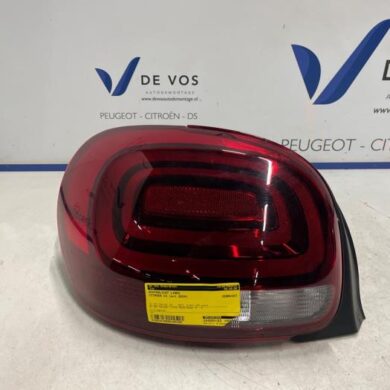 Citroen C3 1.2 12V e-THP PureTech 110 Taillight, left 2024 9812257580